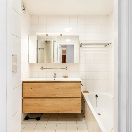 La Digue Est Cinq Апартаменты *